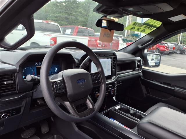 Photo of 2024 Oxford White Ford F-150