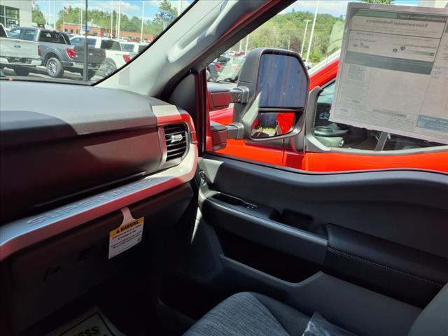 Photo of 2025 Agate Black Metallic Ford F-250