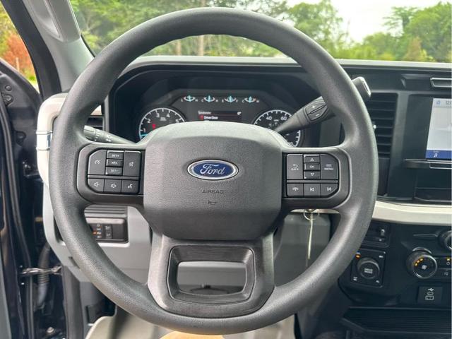 Photo of 2023 Antimatter Blue Metallic Ford F-350