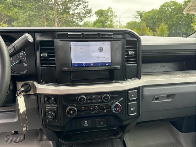 Photo of 2023 Antimatter Blue Metallic Ford F-350