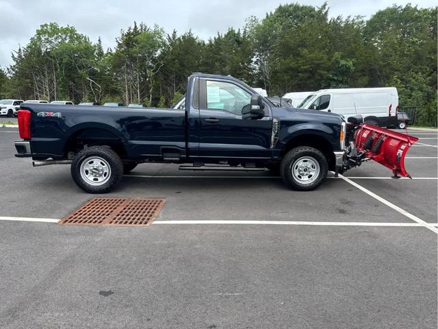 Photo of 2023 Antimatter Blue Metallic Ford F-350