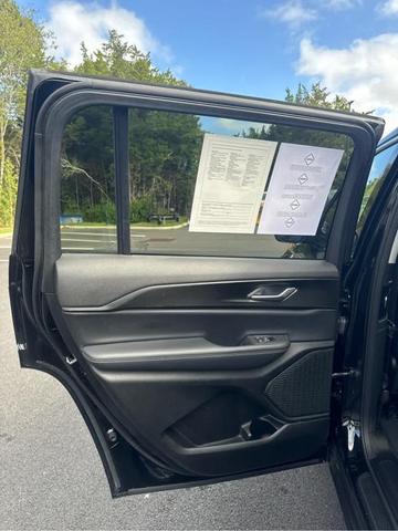 Photo of 2023 Diamond Black Jeep Grand Cherokee L