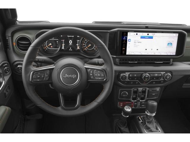 Photo of 2025 Black Clearcoat Jeep Gladiator