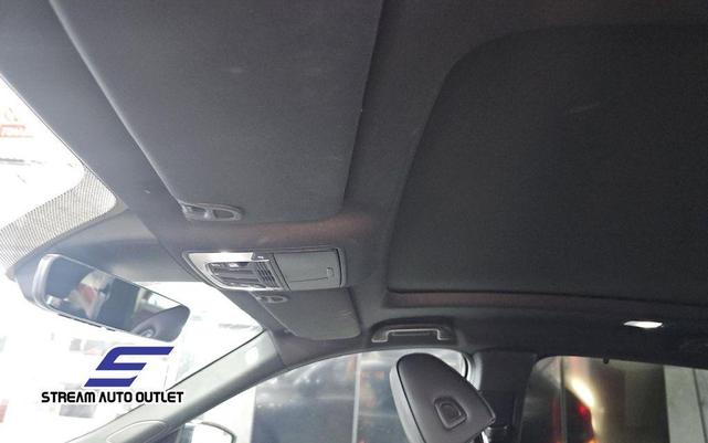 Photo of 2022 Liquid Carbon Metallic Acura MDX