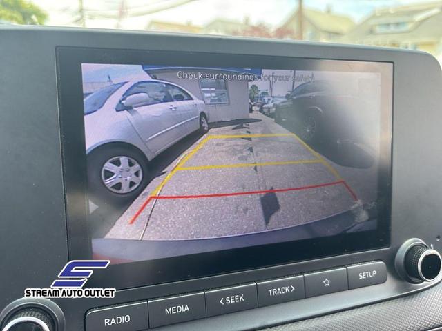 Photo of 2022 Pulse Red Hyundai KONA
