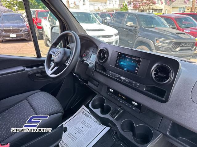 Photo of 2019 Black Mercedes-Benz Sprinter 2500