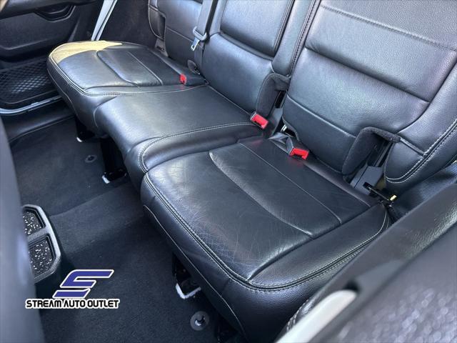 Photo of 2019 Bright White Clearcoat Jeep Wrangler Unlimited
