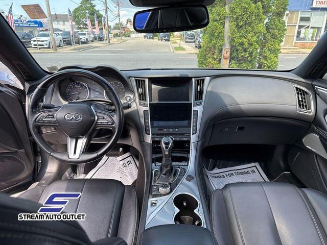 Photo of 2019 Graphite Shadow INFINITI Q60