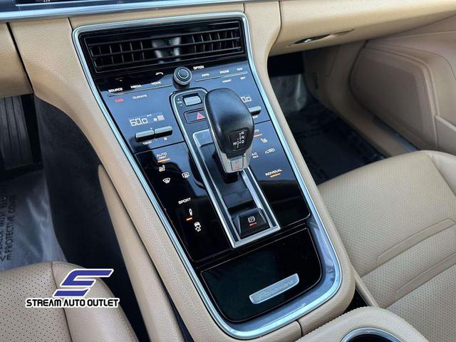 Photo of 2020 Blue Porsche Panamera