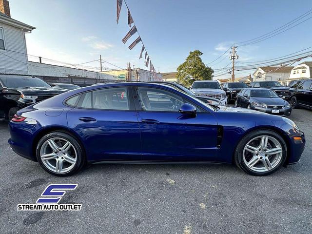 Photo of 2020 Blue Porsche Panamera