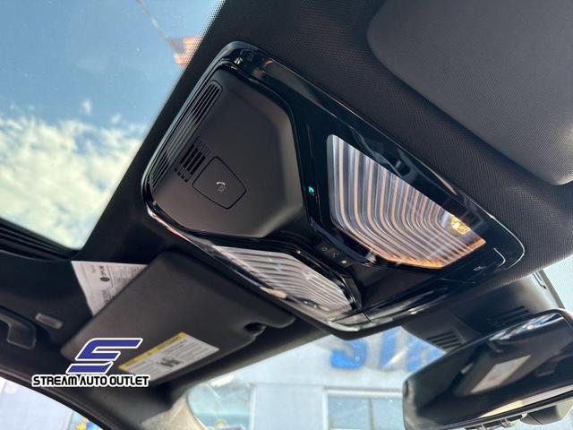 Photo of 2024 Black BMW 330