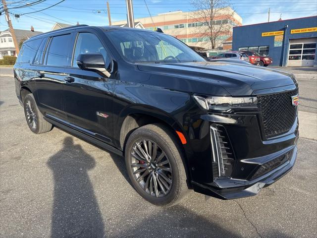 2023 Cadillac Escalade Esv