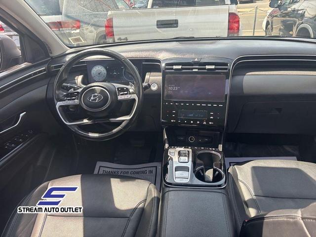 Photo of 2024 Hampton Gray Hyundai TUCSON