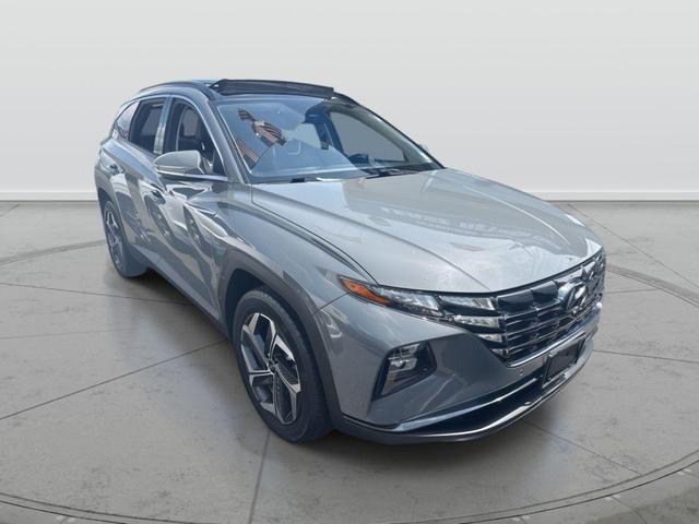 Photo of 2024 Hampton Gray Hyundai TUCSON