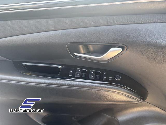 Photo of 2024 Hampton Gray Hyundai TUCSON