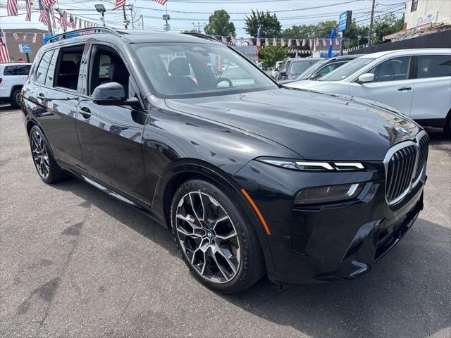 2023 BMW X7