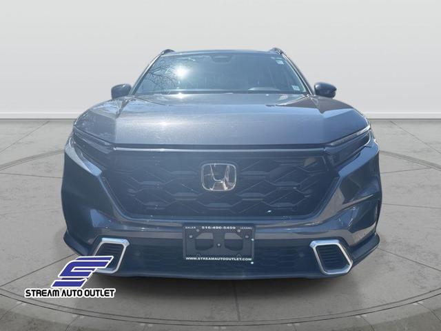 Photo of 2023 Gray Honda CR-V Hybrid