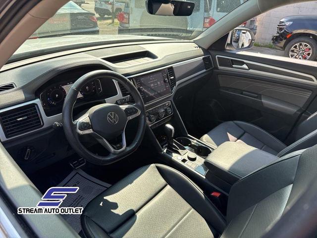 Photo of 2022 White Volkswagen Atlas