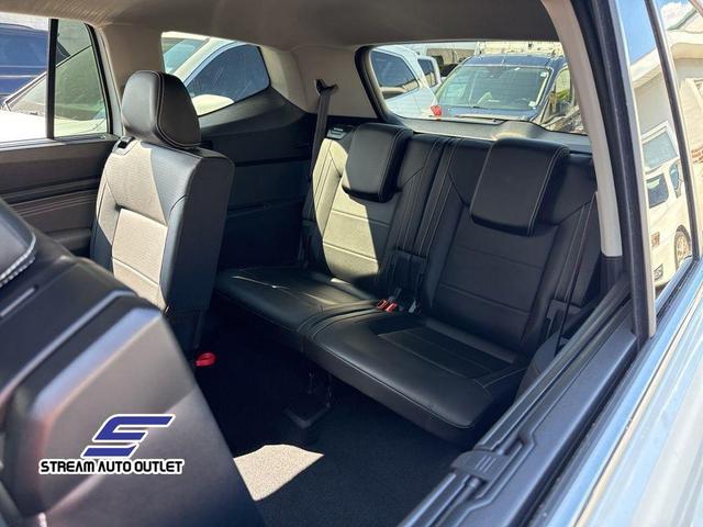 Photo of 2022 White Volkswagen Atlas
