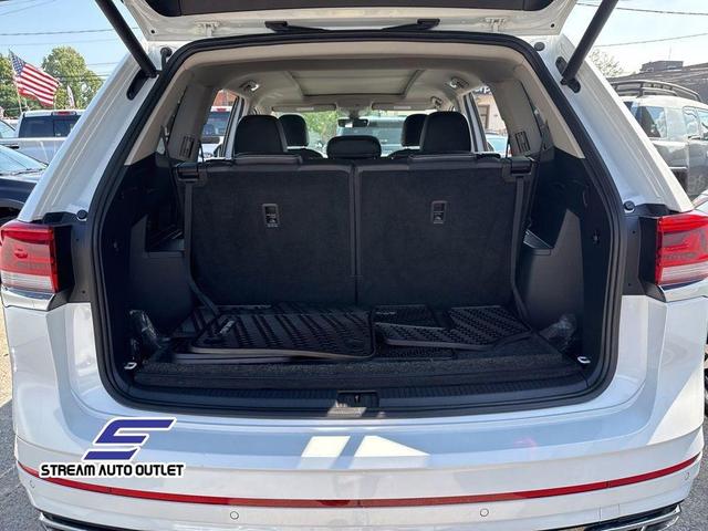 Photo of 2022 White Volkswagen Atlas