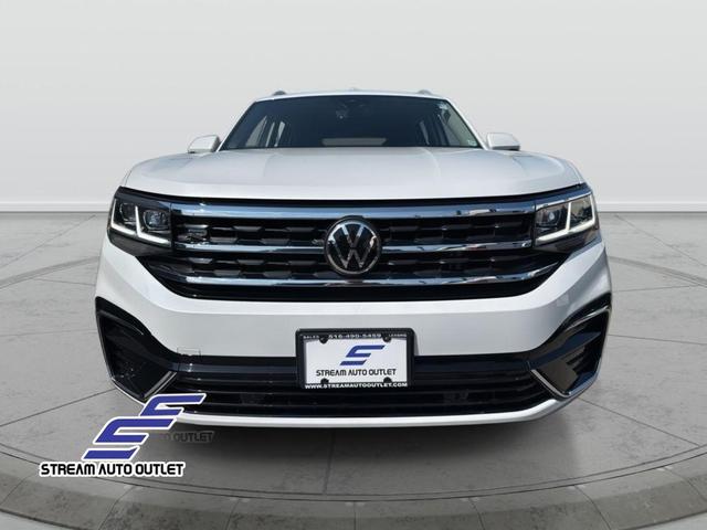 Photo of 2022 White Volkswagen Atlas