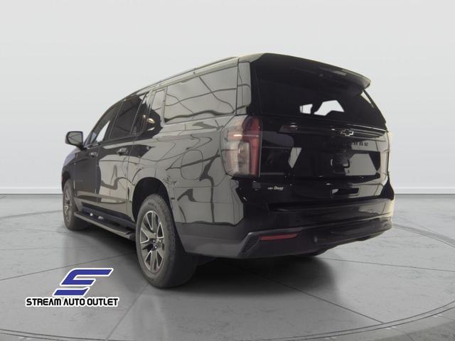 Photo of 2022 Black Chevrolet Suburban