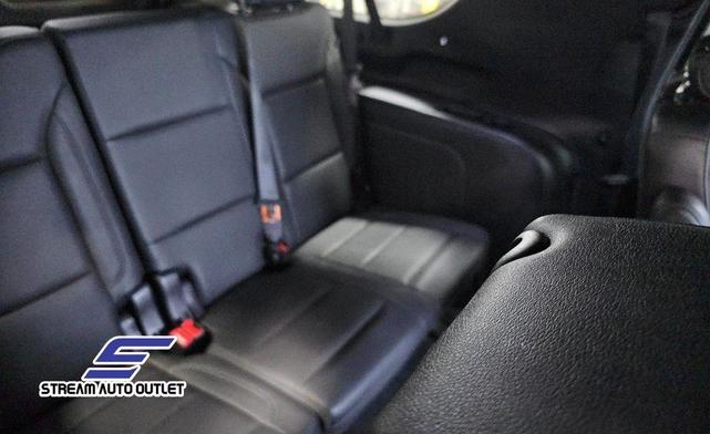 Photo of 2022 Black Chevrolet Suburban