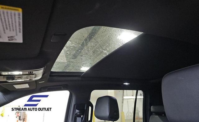 Photo of 2022 Black Chevrolet Suburban