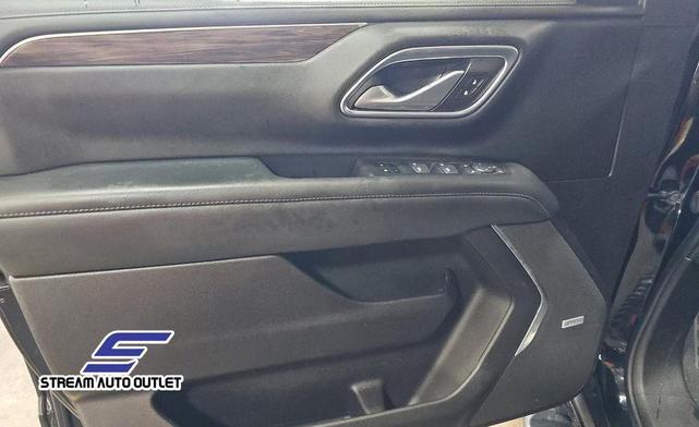 Photo of 2022 Black Chevrolet Suburban