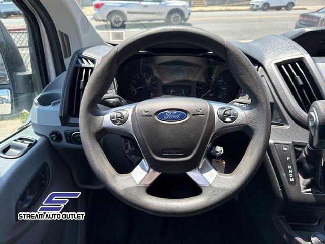 Photo of 2019 Oxford White Ford Transit-350