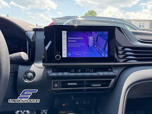 Photo of 2025 Blue Toyota Camry