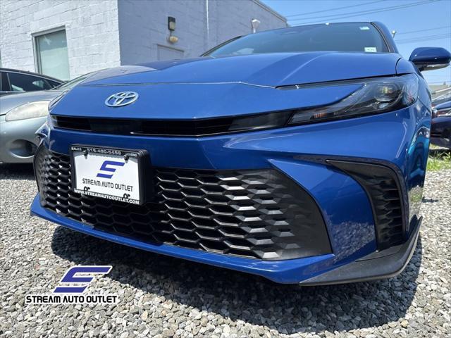 Photo of 2025 Blue Toyota Camry