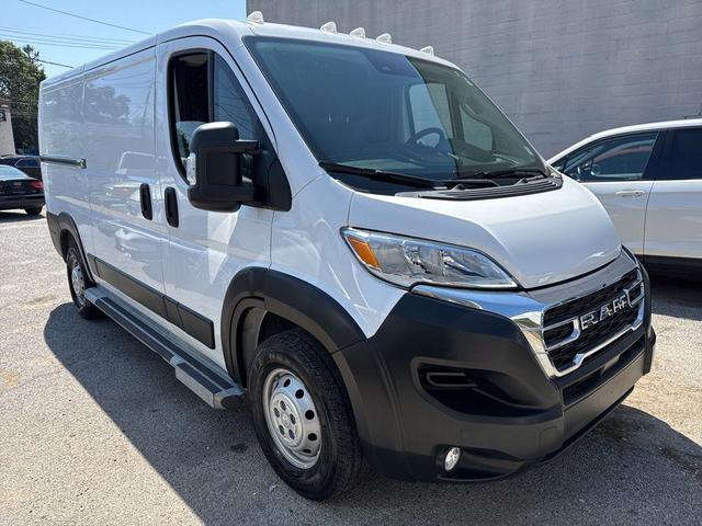 Photo of 2023 Bright White Clearcoat RAM ProMaster 2500