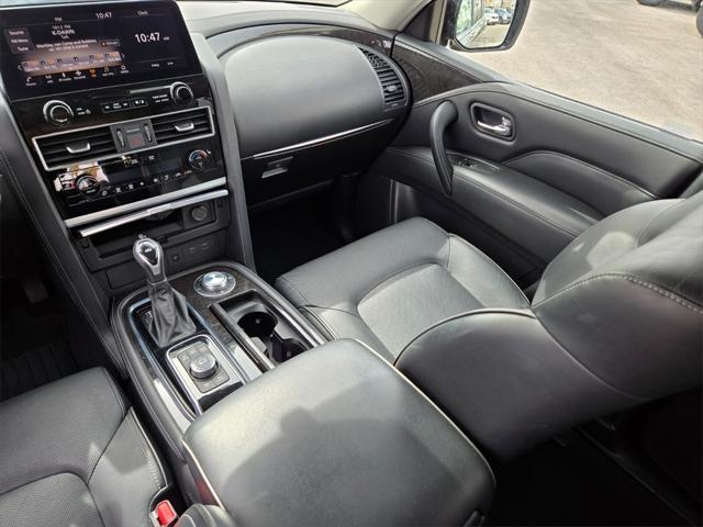 Photo of 2024 Anthracite Gray INFINITI QX80