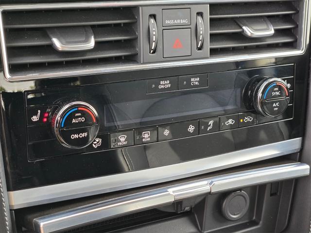 Photo of 2024 Anthracite Gray INFINITI QX80