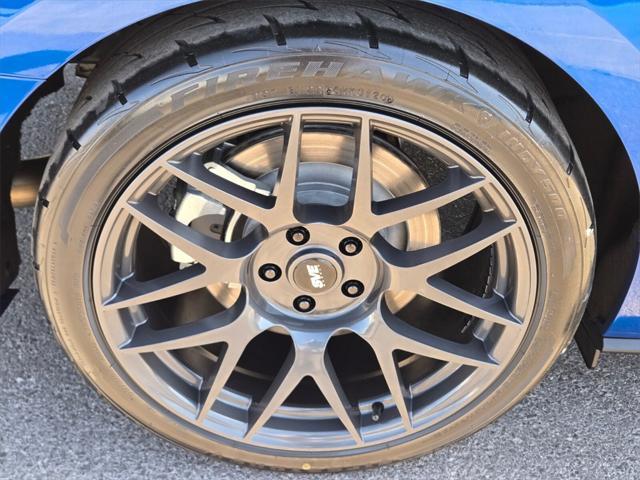 Photo of 2017 Lightning Blue Ford Mustang