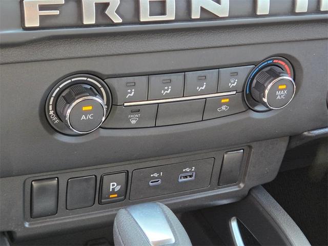 Photo of 2025 Gun Metallic Nissan Frontier