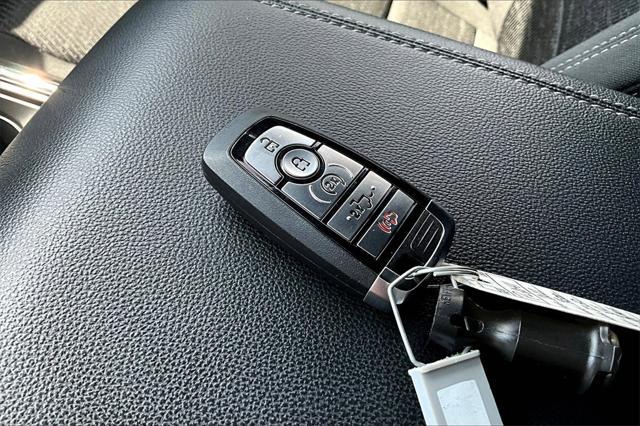 Photo of 2022 Agate Black Metallic Ford F-150