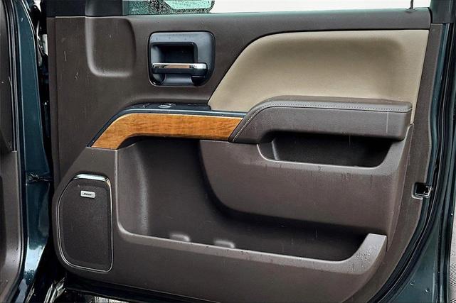 Photo of 2018 Graphite Metallic Chevrolet Silverado 1500