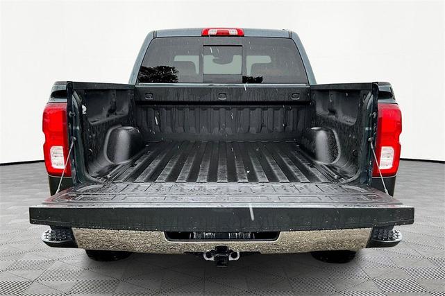 Photo of 2018 Graphite Metallic Chevrolet Silverado 1500