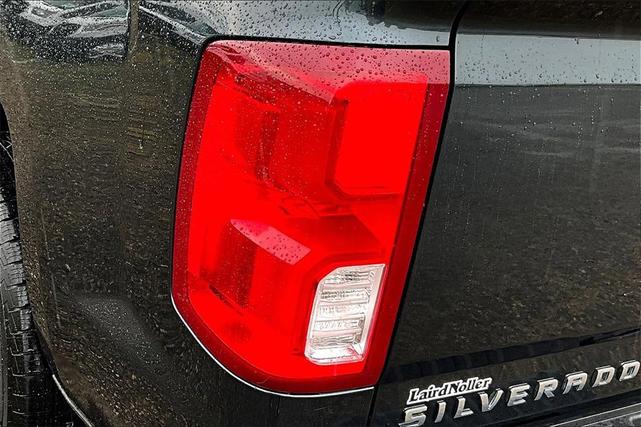 Photo of 2018 Graphite Metallic Chevrolet Silverado 1500