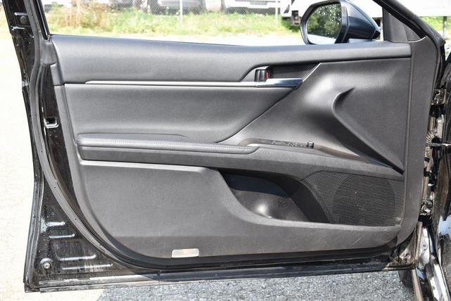 Photo of 2023 Midnight Black Metallic Toyota Camry