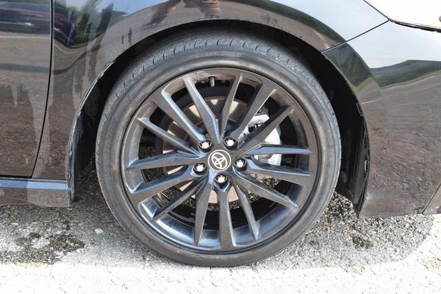 Photo of 2023 Midnight Black Metallic Toyota Camry