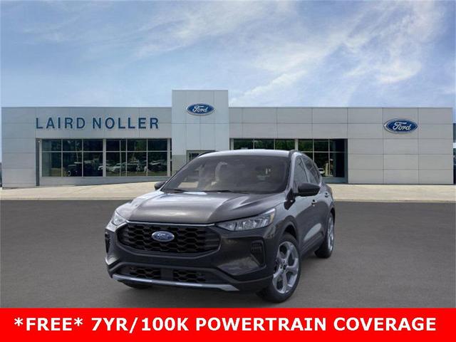 Photo of 2025 Black Metallic Ford Escape
