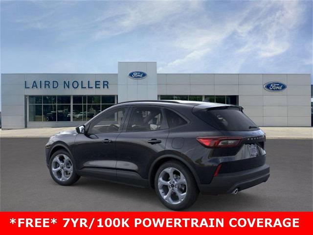 Photo of 2025 Black Metallic Ford Escape