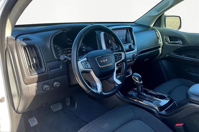 Photo of 2022 Summit White GMC Canyon
