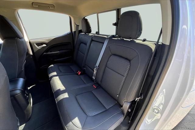 Photo of 2022 Summit White GMC Canyon