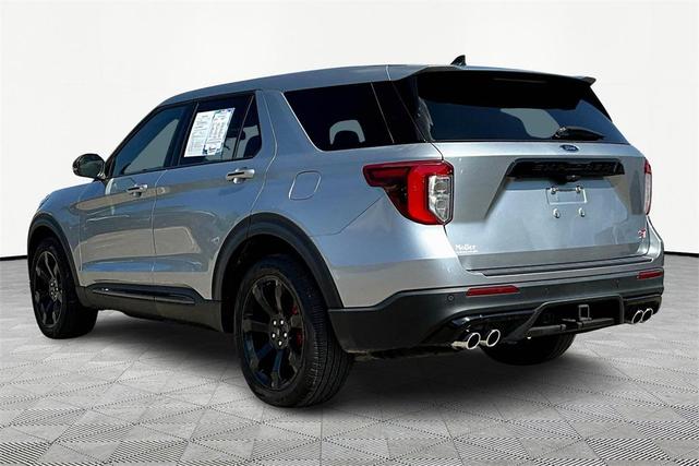 Photo of 2022 Iconic Silver Metallic Ford Explorer