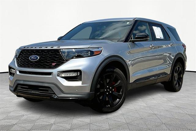 Photo of 2022 Iconic Silver Metallic Ford Explorer