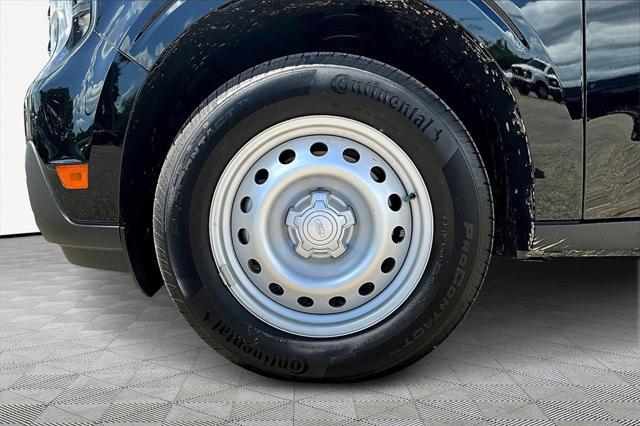 Photo of 2025 Shadow Black Ford Maverick